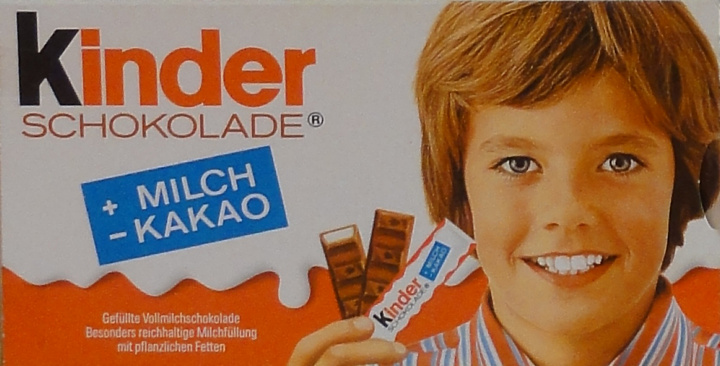 Kinder Schokolade paski 1 milch kakao.jpg